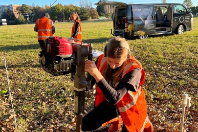 Katie O’Hagan, an honours student at the University of Canterbury, taking a soil core at the Manaaki Whenua site in Lincoln