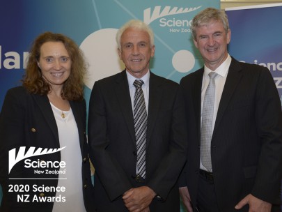 Bruce Warburton (centre) with MW board member Prof. Emily Parker and MW CEO Dr Richard Gordon