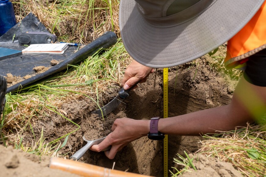 Pedologist Kirstin Deuss collects a field sample for soil description, following procedures laid out in the Soil Description Handbook Pedologist Kirstin Deuss collects a field sample for soil description, following procedures laid out in the Soil Description Handbook