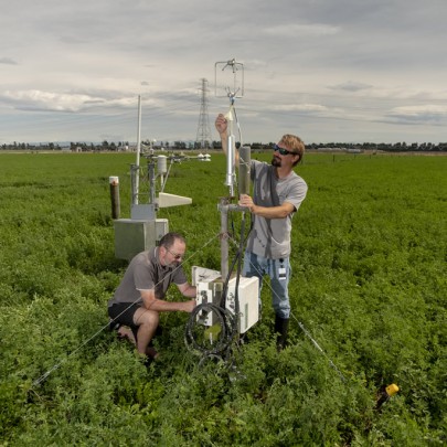 Fig. 2 Instrumentation for continuous field measurements of carbon dioxide exchange at paddock scale using eddy covariance for irrigated lucerne at Ashley Dene. The data provide estimates of carbon input from photosynthesis and combined losses from respiration to contribute to estimation of the annual net carbon balance. Image: Brad White