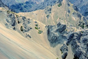 Ancient scree overlain with young scree, Awatere Valley (Peter Williams)